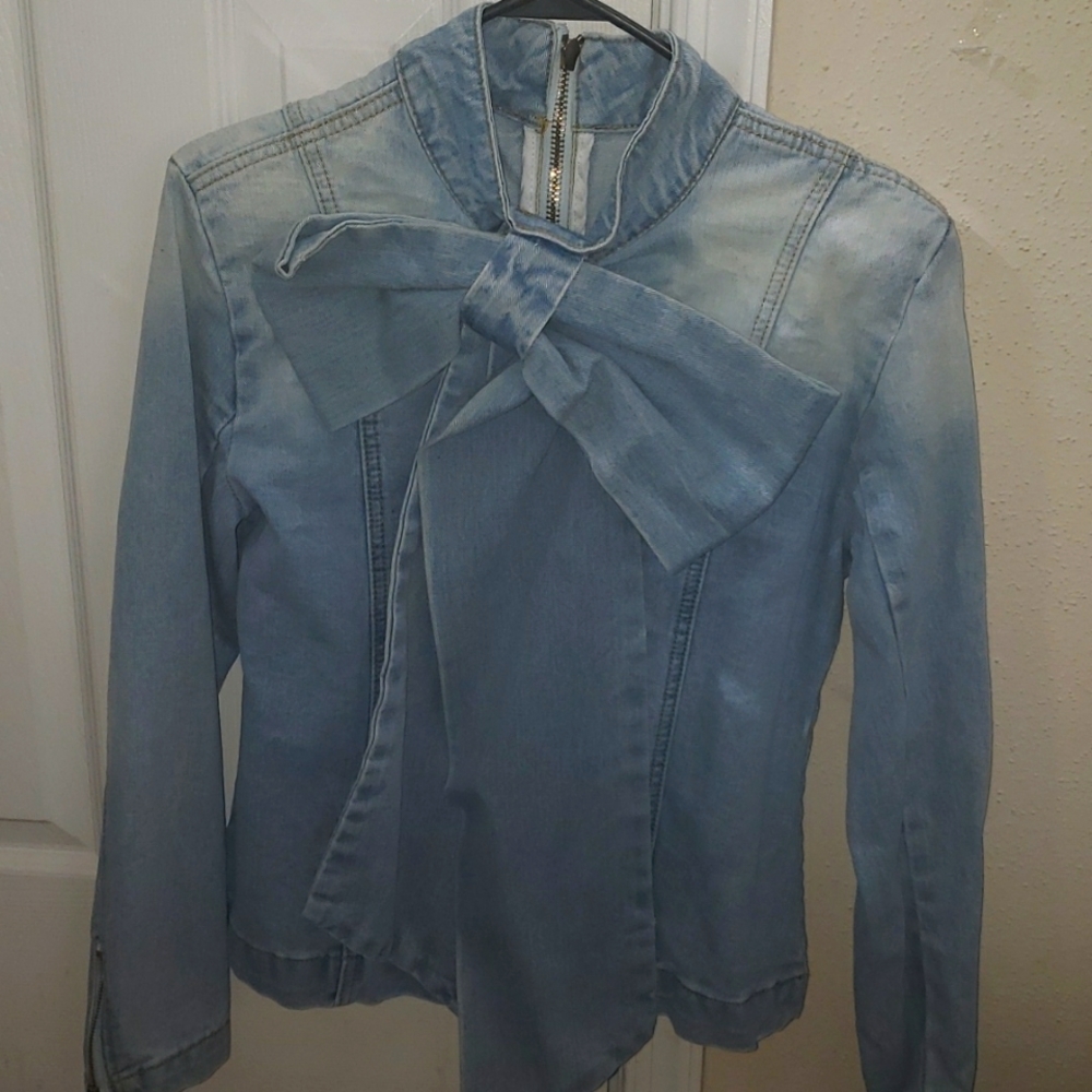 Blue jean shirt